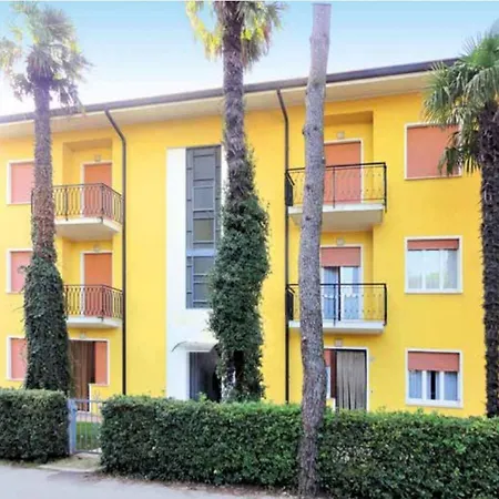 Family Comfort Just 300mt From The Apartment *