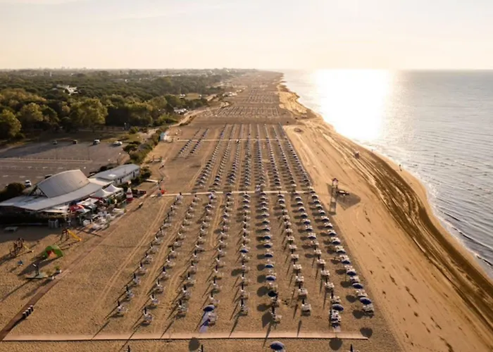 Family Comfort Just 300mt From The Bibione